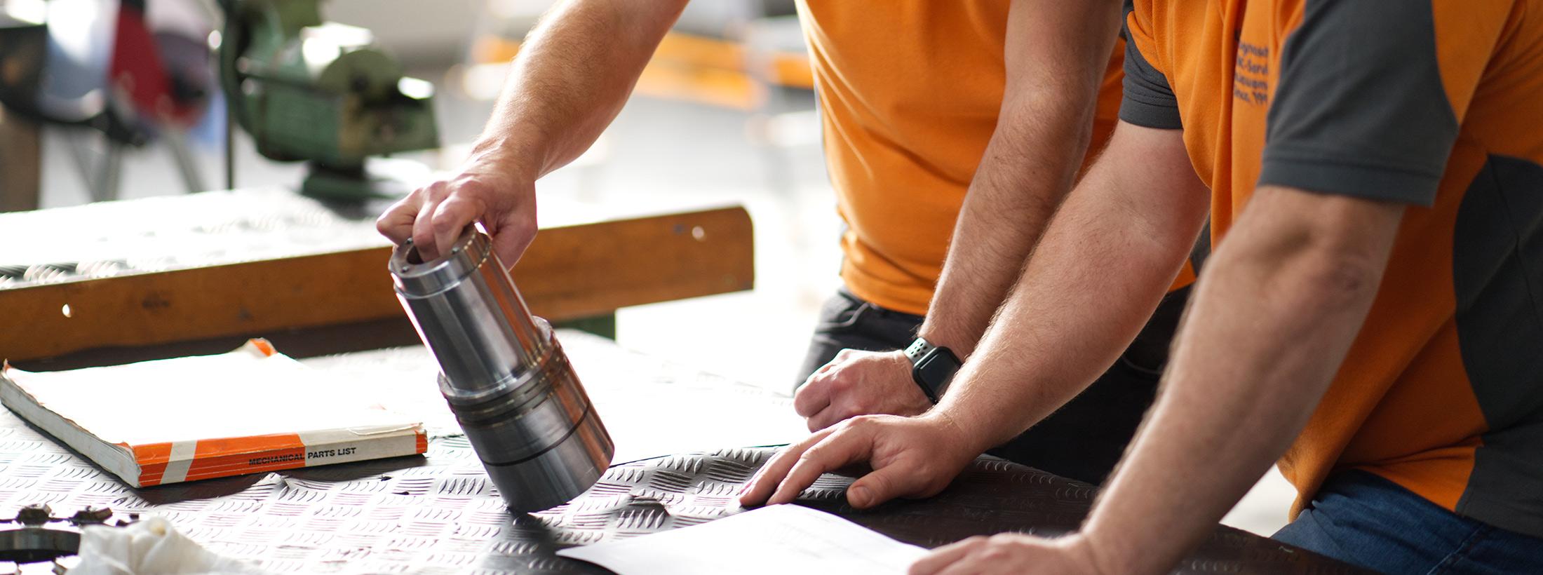 Verschleiß? Vibrationen? Lagerschäden? Wir halten Ihre Produktion stabil.